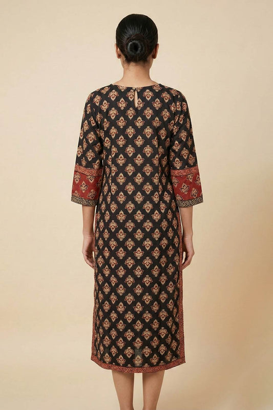Black Base Slitted Kurti with Leaf Print