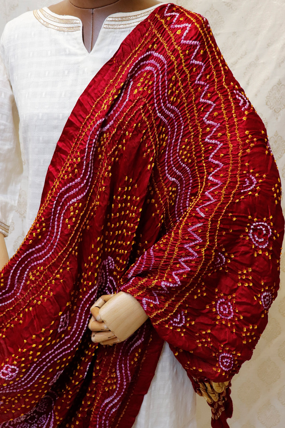 Gajji Silk Bandhini Red Colour Dupatta