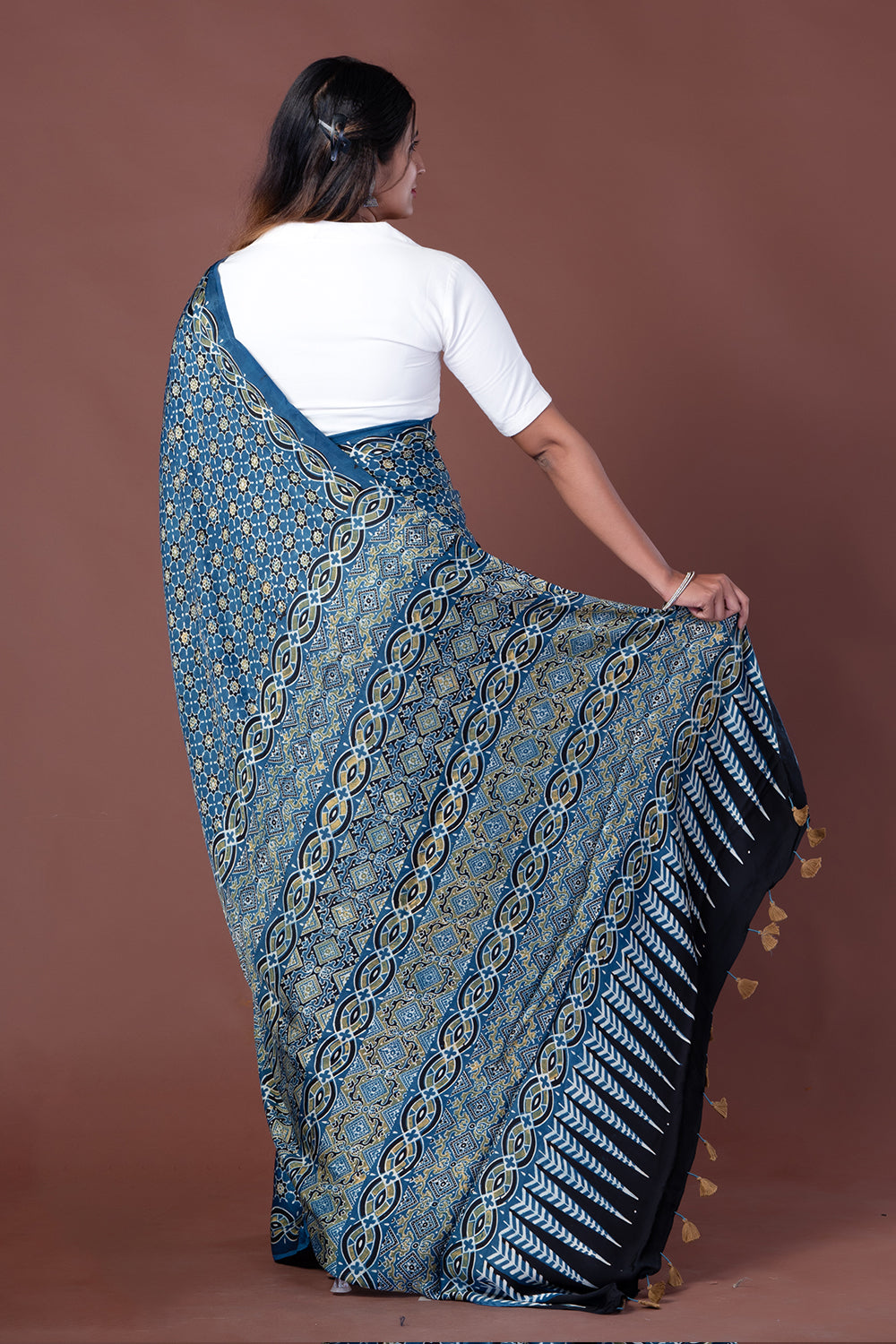 Blue Modal Saree with Blue Chain Design