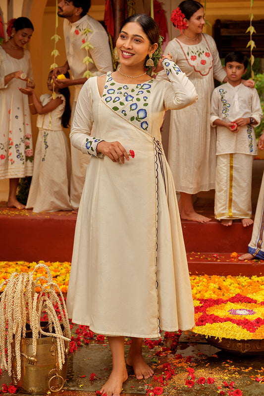 Offwhite Handpainted Shangupushpam Angaraka Dress