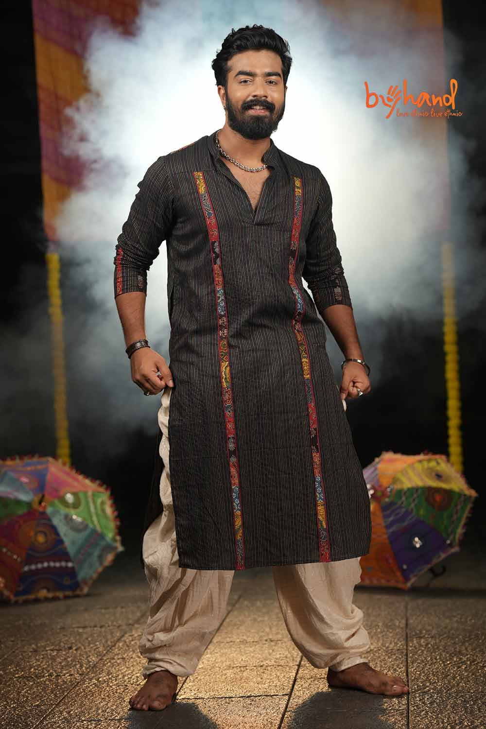 Yoke Cut patch Detailing Kurta