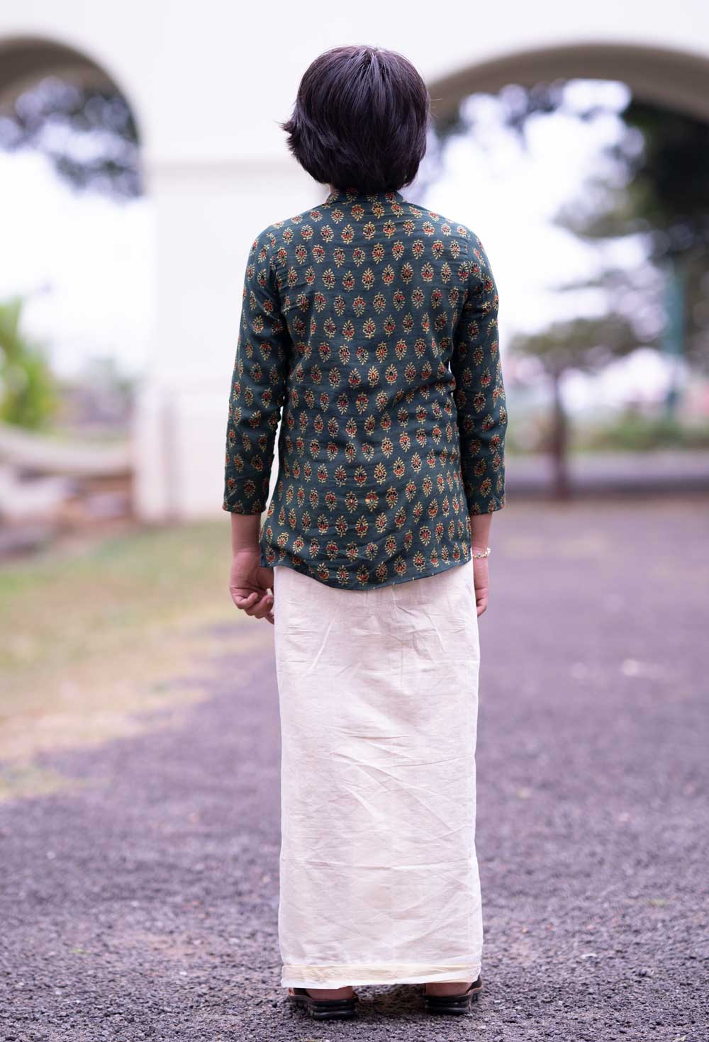 Light Gold Mundu with Green Ajrakh Kara