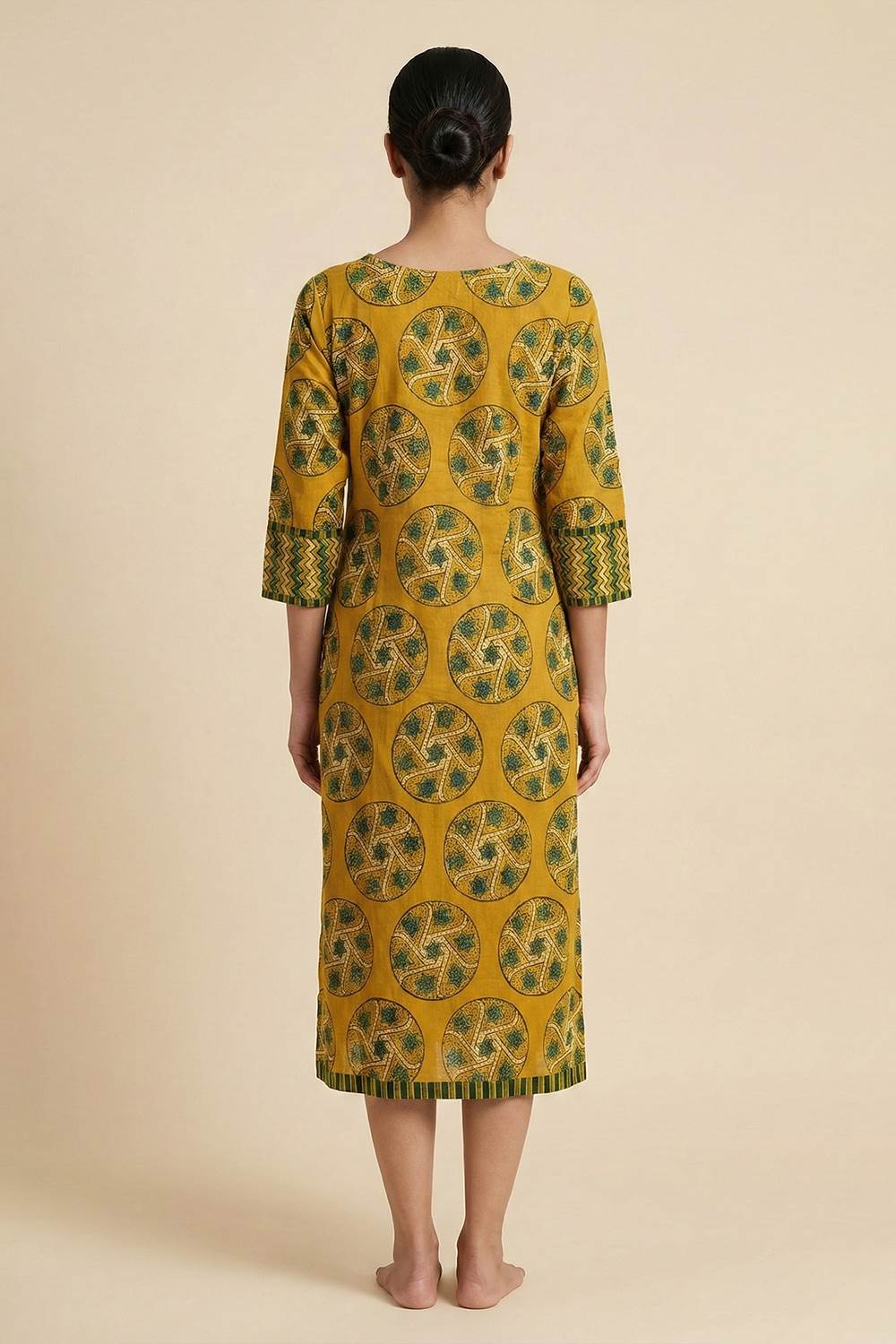 Yellow Base Stars Inside Print Kurti