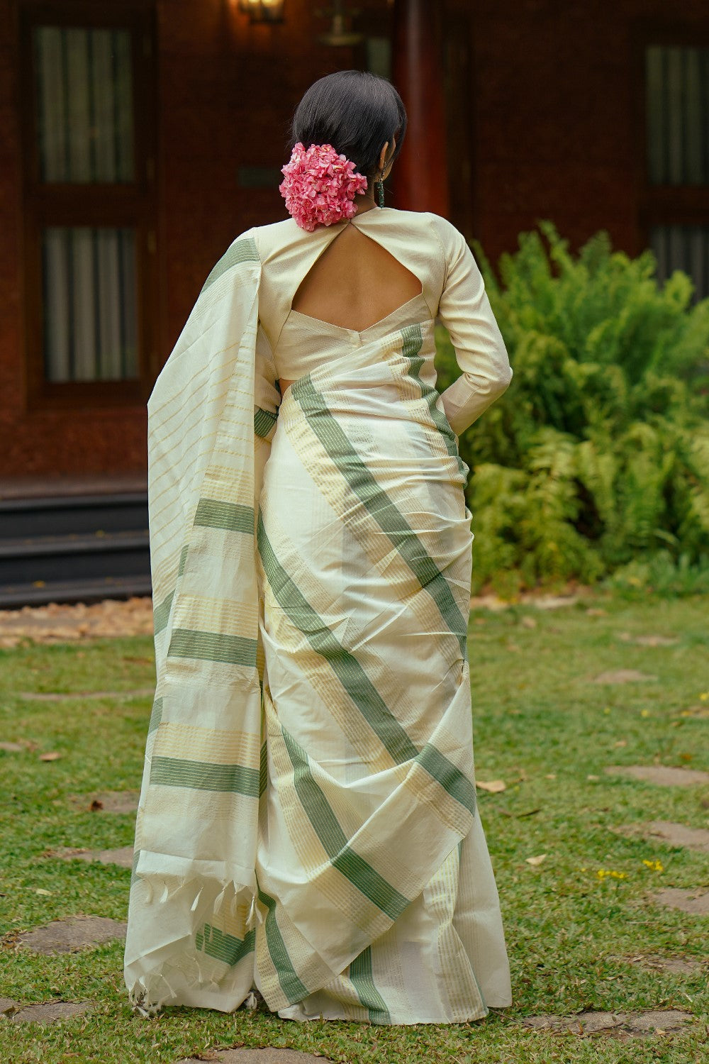 Kerala Handloom Saree Multiple Sage Green & Golden Stripe