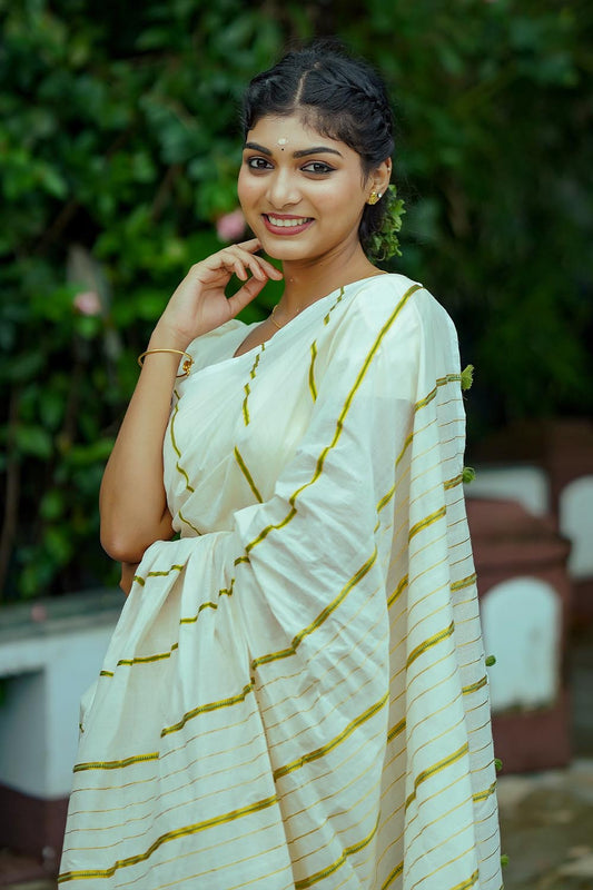 Kerala Handloom Green & Golden Kesh Saree