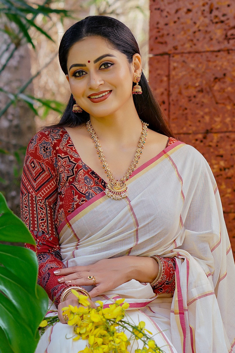 Red & Golden Border Handloom Saree