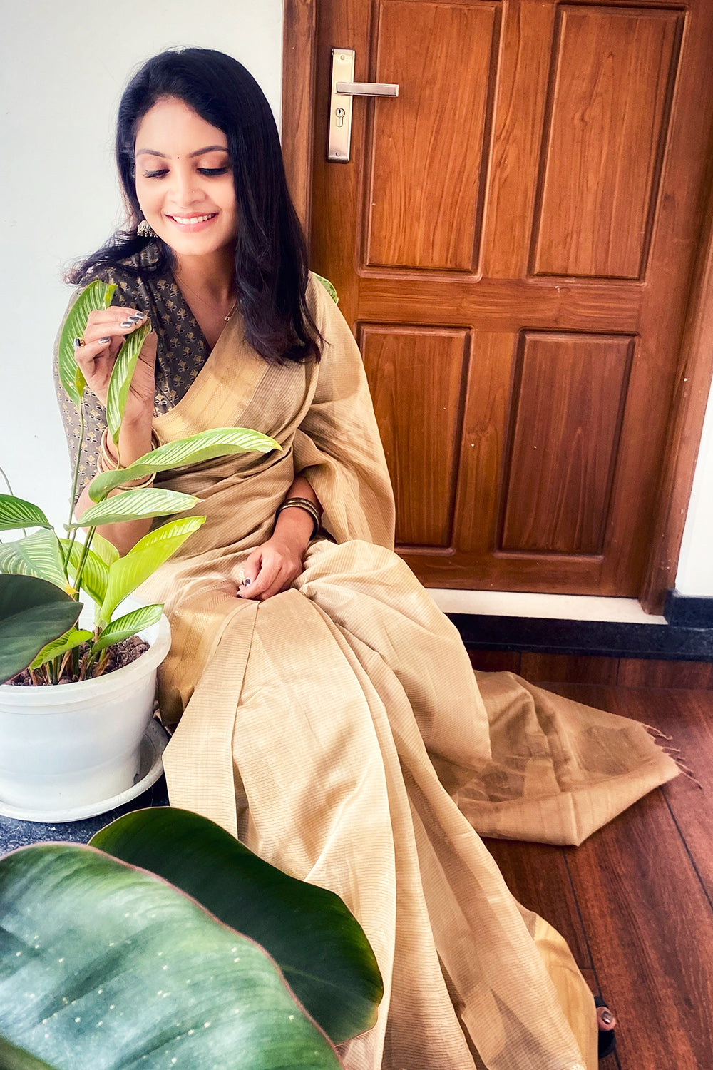 Chiku color Maheshwari Silk Saree