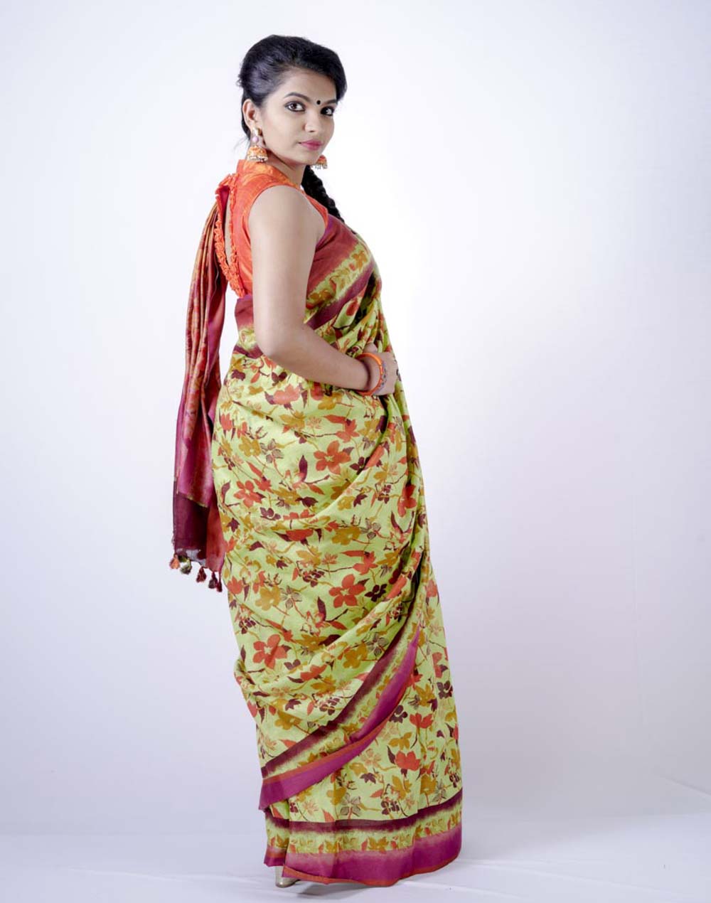 Linen By Linen Green With Violet Floral Hand printed Saree