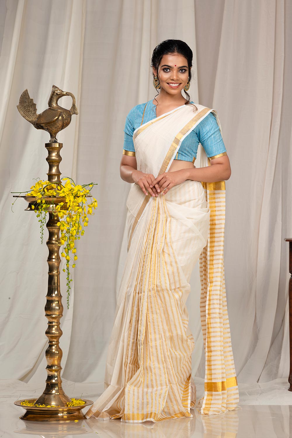 CM Kerala Saree palin body with stripe pallu & pleat