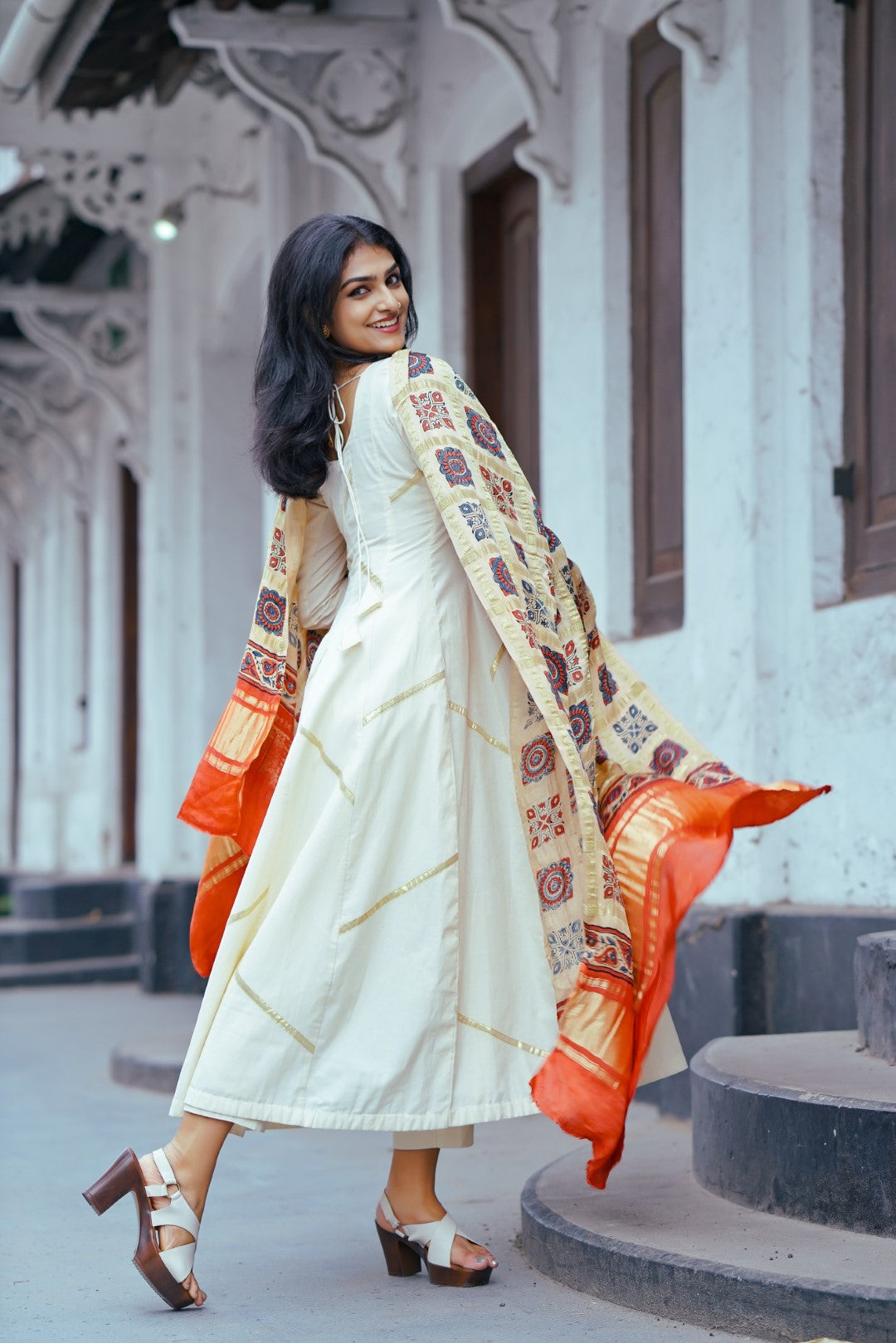 Beige & Red Base Floral Dupatta
