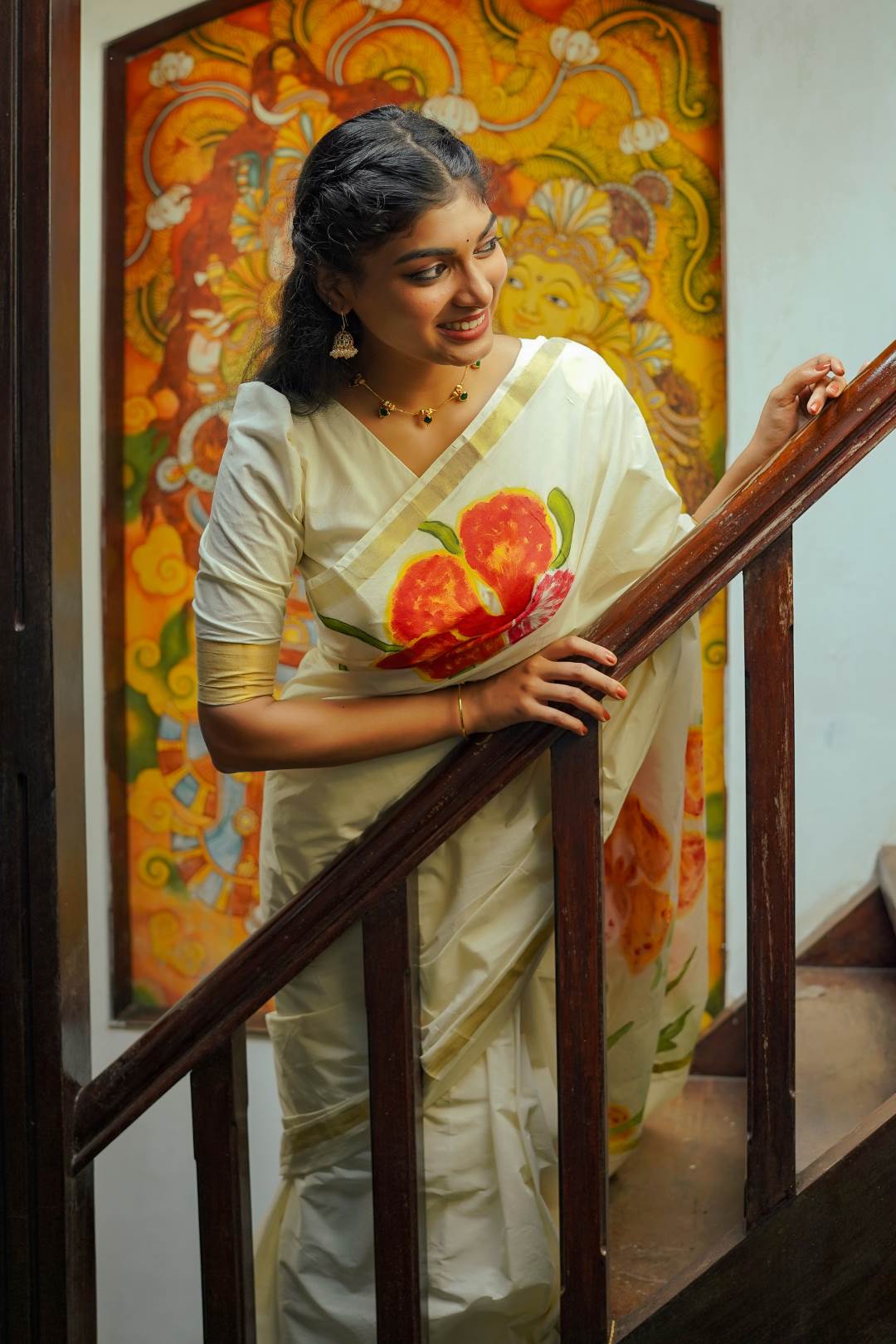 Gulmohar Handpainted Golden Border Saree