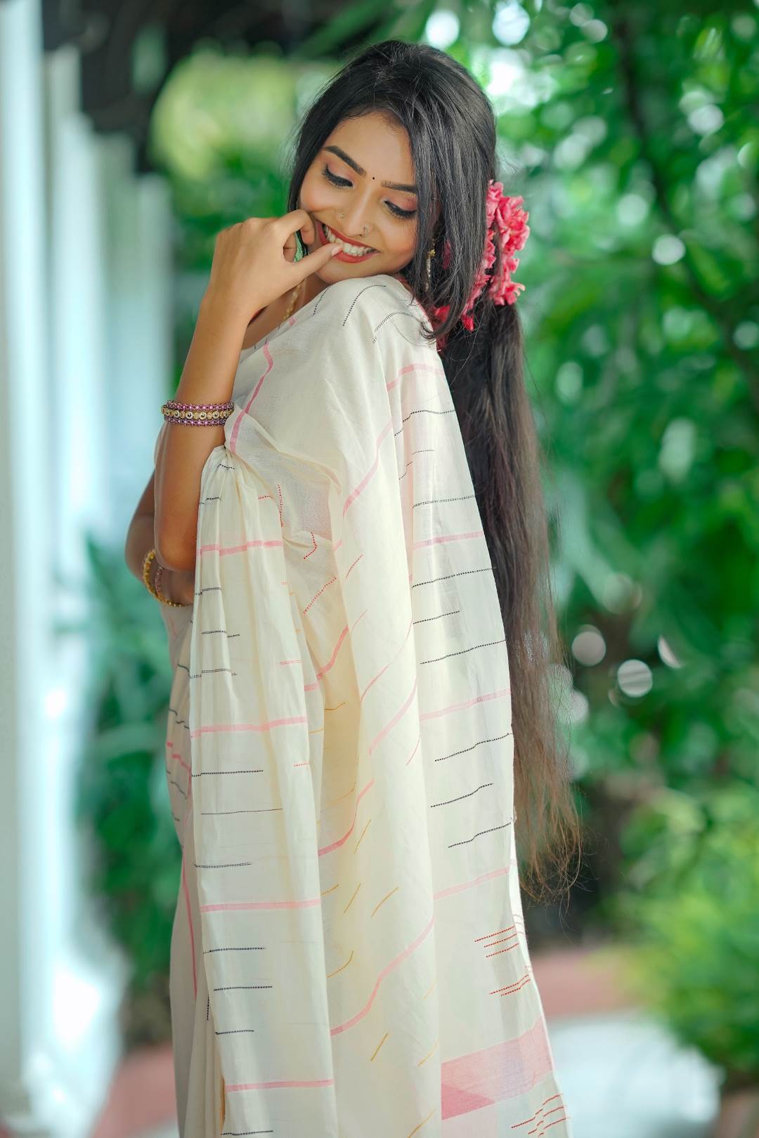 Kerala Handloom Saree with 3 Inch Pink Border