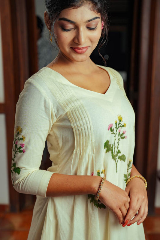 Offwhite A Line Dress Muyalcheviyan Print Pinteck Shoulder