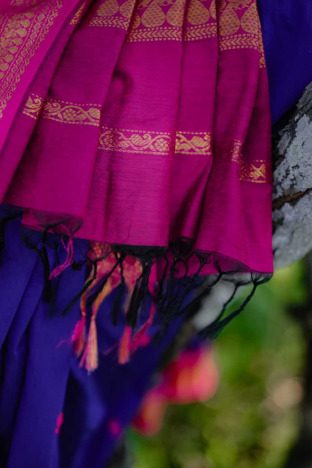 Royal Blue And Rani Pink Gadwal Cotton Saree