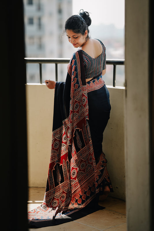 Black Plain Ajrakh Modal Saree with Blue & Red Boarder and Pallu