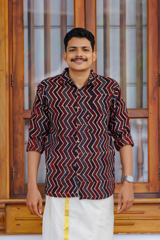 Black Base Zig Zag Print Shirt