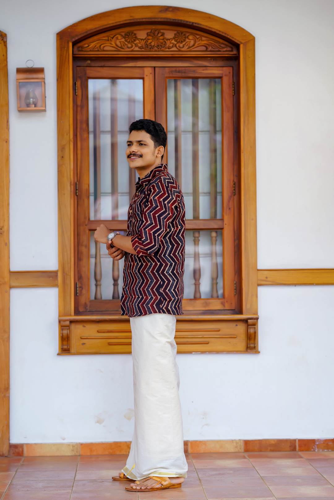 Black Base Zig Zag Print Shirt
