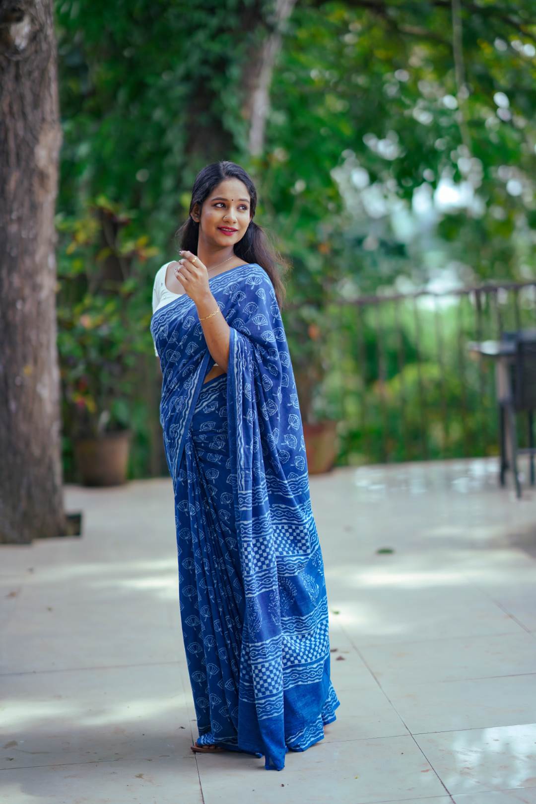 Indigo Base Single Printed Saree