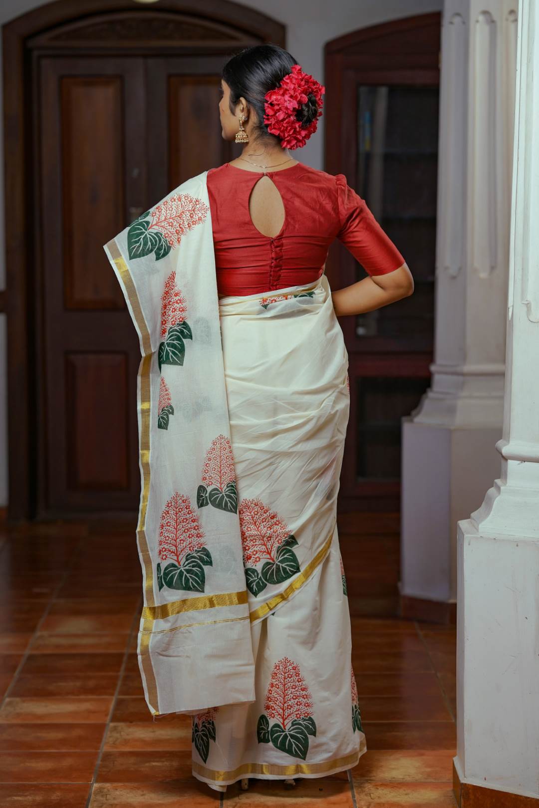 Offwhite Set Mundu Krishnakireedam Print with 1 Inch Gloden Border