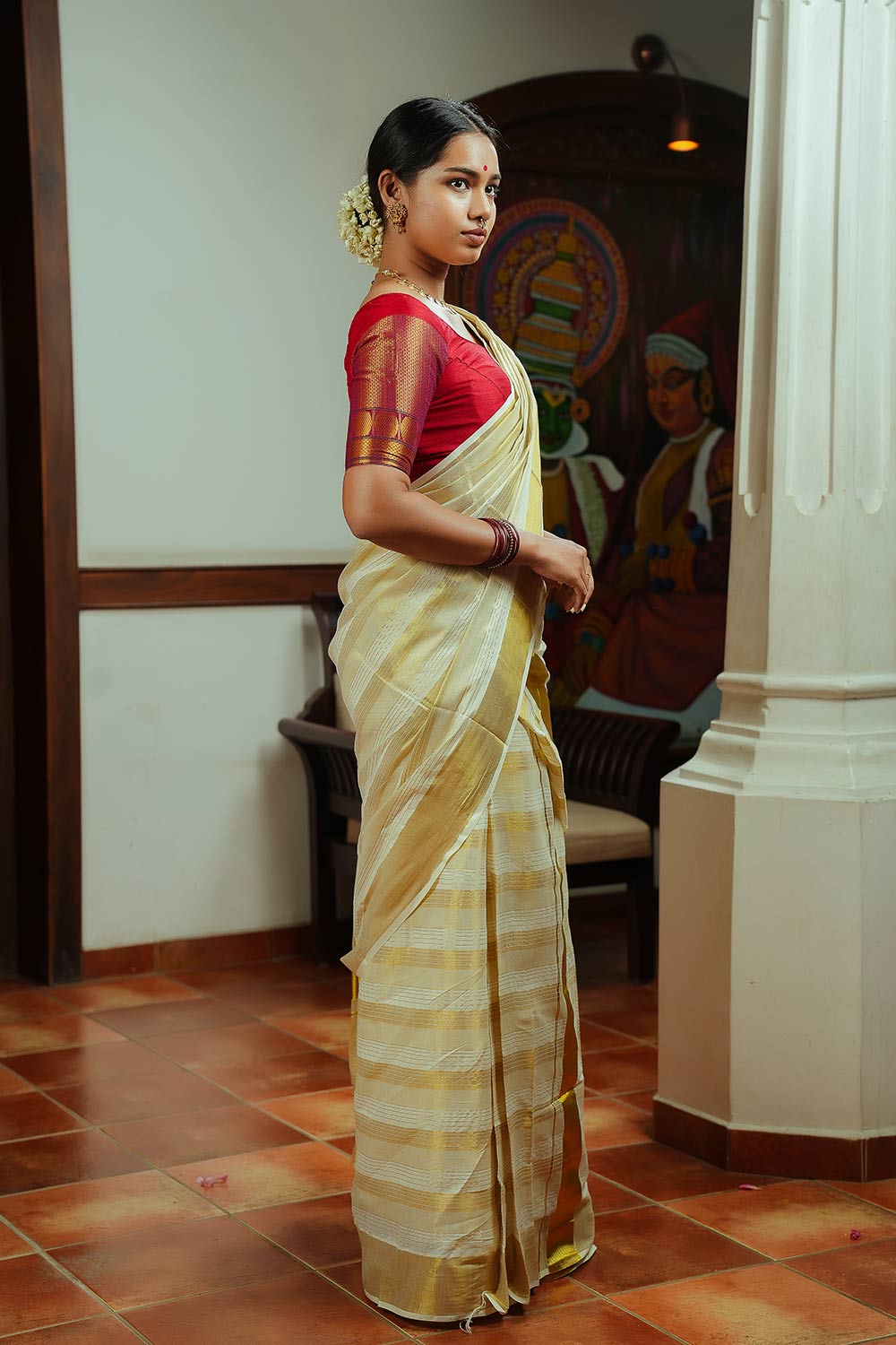 Offwhite Set Mundu With Golden Stripes