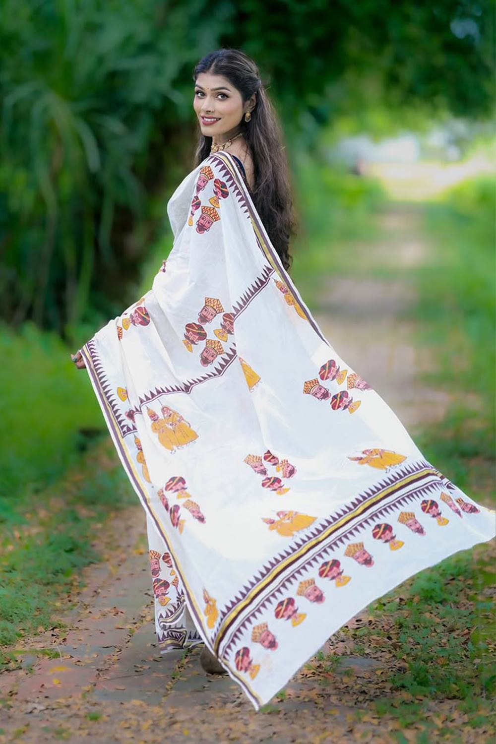 Offwhite Set Saree with Brown Border & Kathputhli Block Print