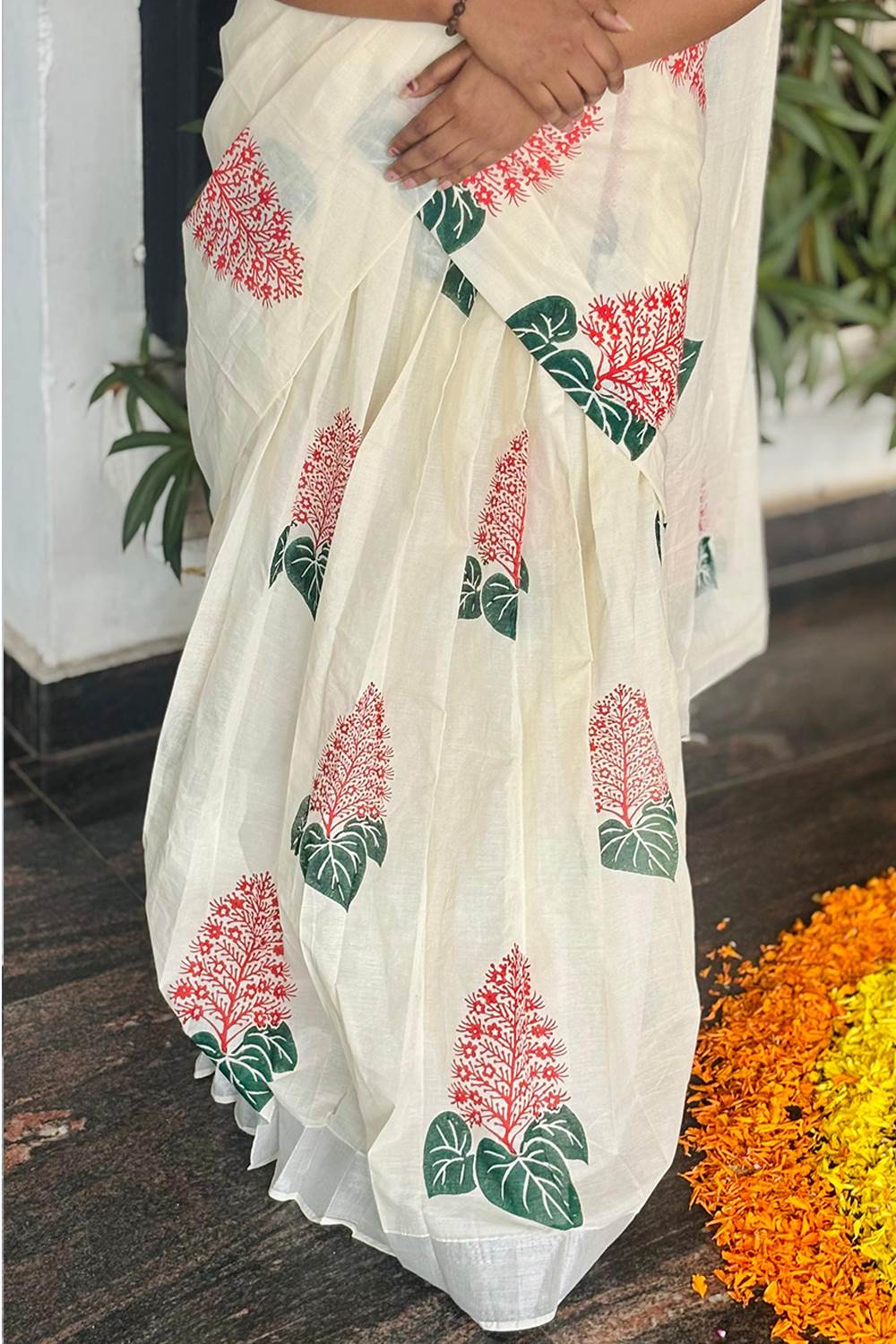Krishna Kireedam Handblock Print Dhawani Set