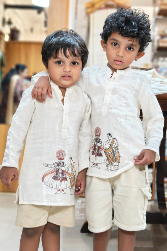 Kadhakali & Chenda Print Kurta