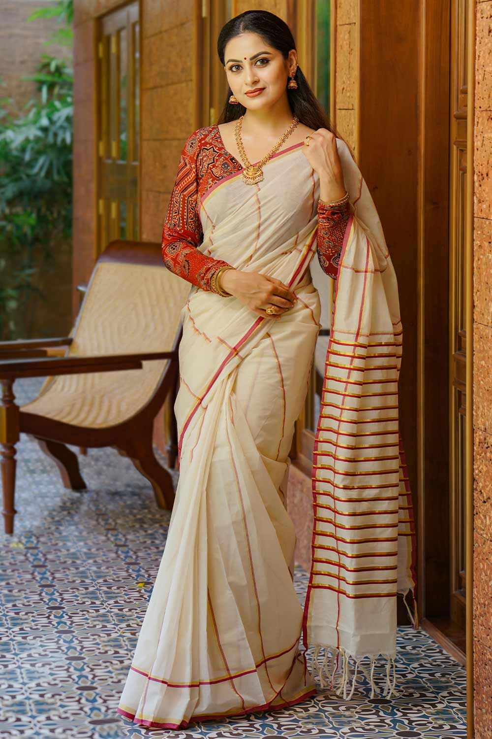 Red & Golden Border Handloom Saree
