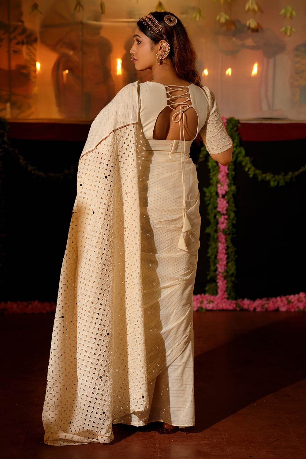 Silver & Golden Offwhite Saree With Hakoba Pallu