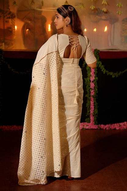 Silver & Golden Offwhite Saree With Hakoba Pallu