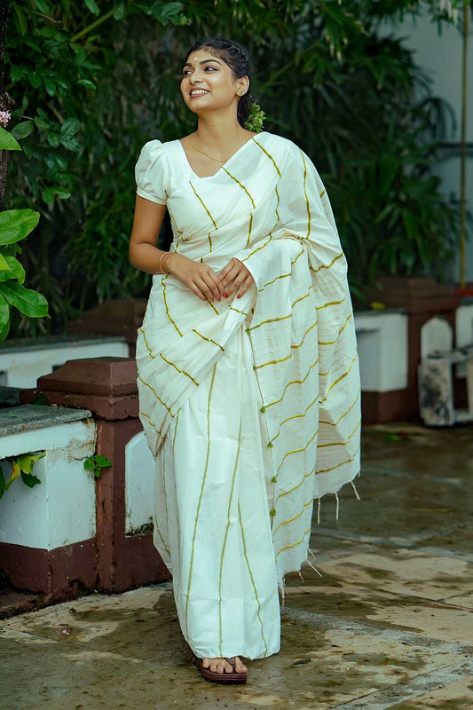 Kerala Handloom Green & Golden Kesh Saree