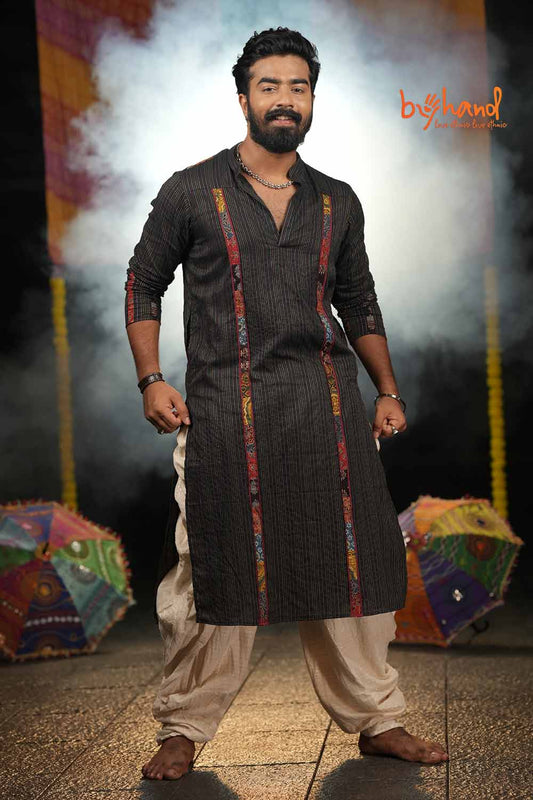 Yoke Cut patch Detailing Kurta