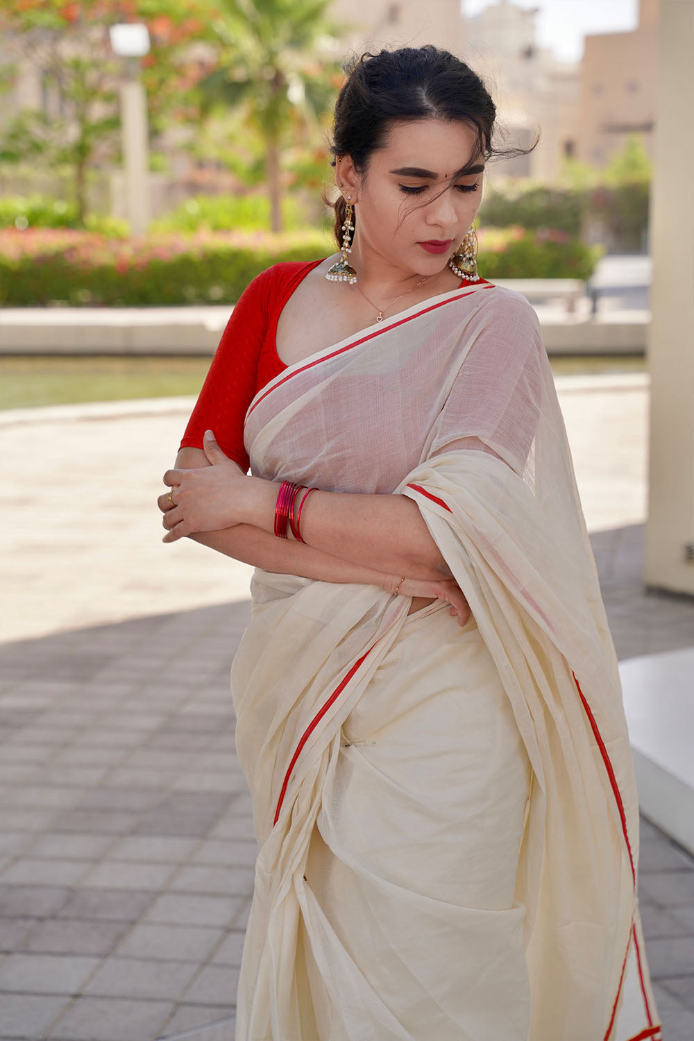 Puliyilakara Saree Red & Golden