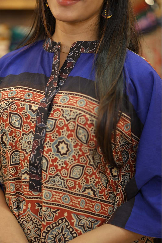 Red Base Kaftan Black Collar & Eye Rangoli Pattern