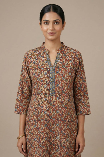 Red Slitted with Blue Small Creapers Print Kurti