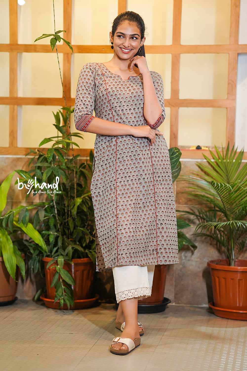 GREY KURTI WITH RED PIPING