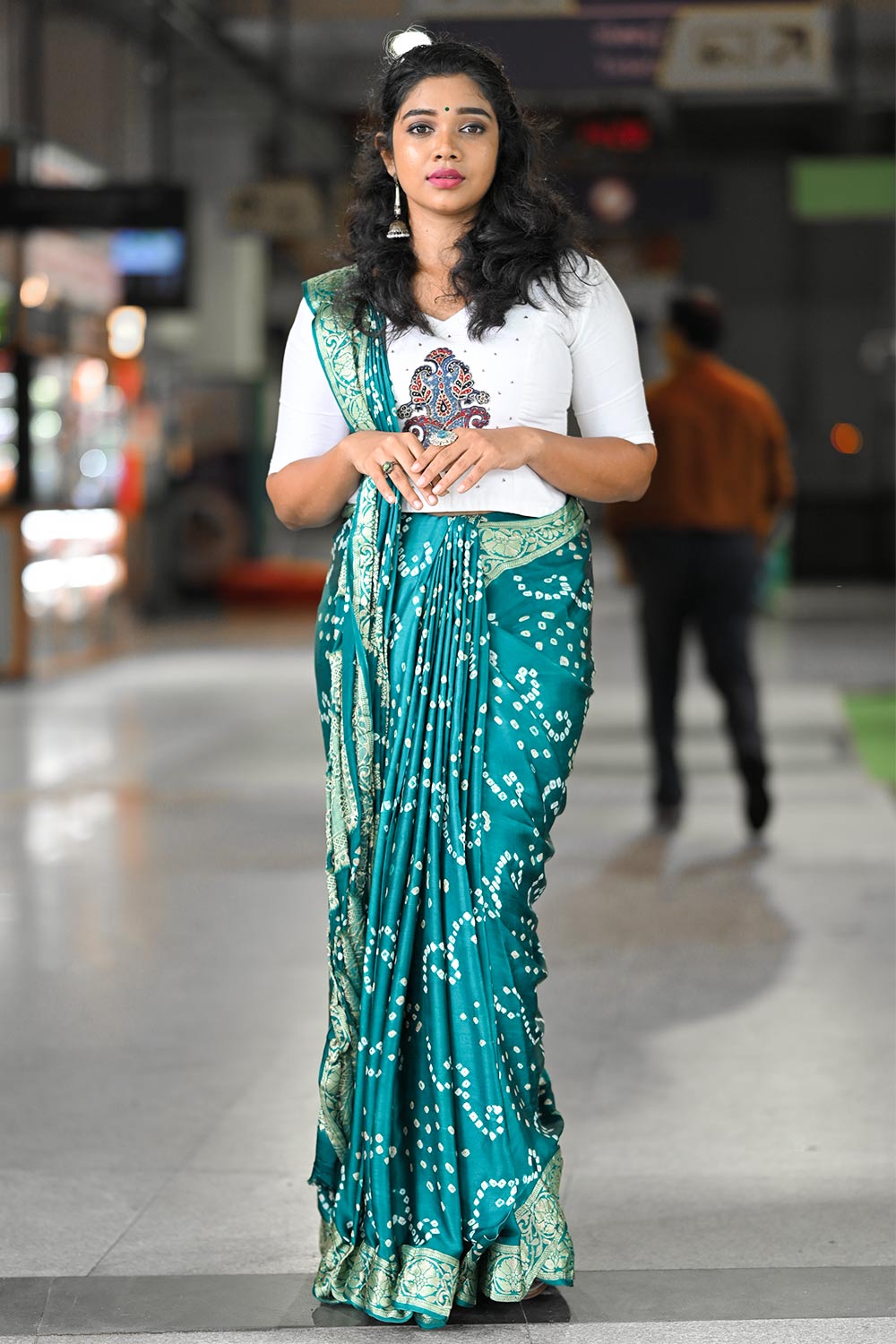 Modal Bandhani Green Saree