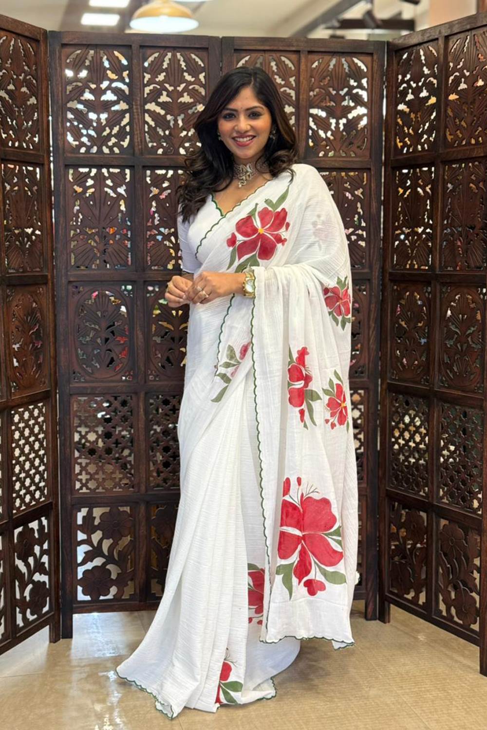 White Saree with Green Scallop & Red Flower