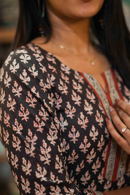 Black 3 Leaf Print Kurti