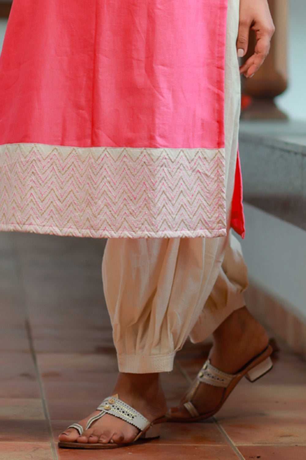 Chanderi Kurti & Offwhite Bottom