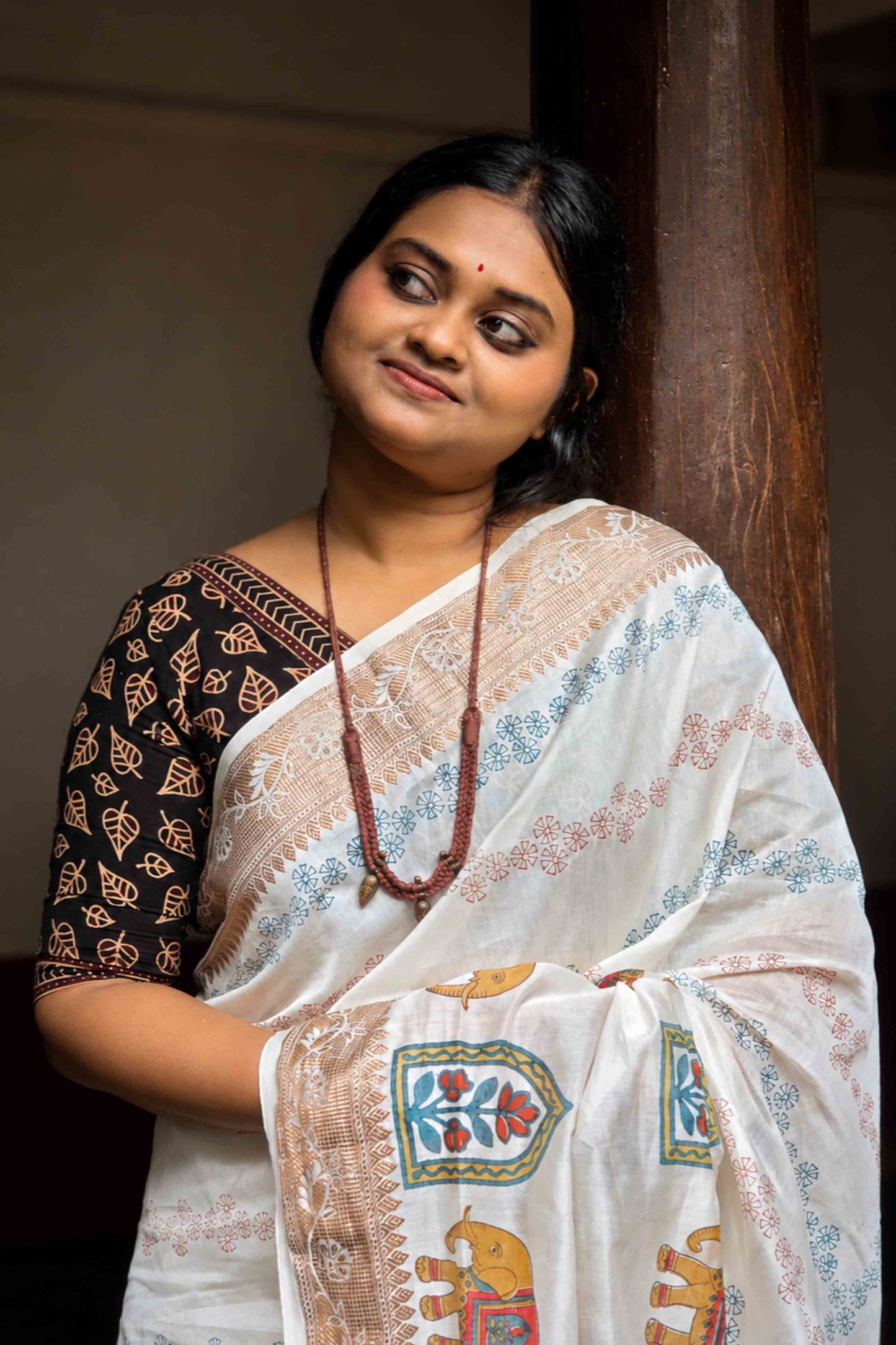 Offwhite Antique Border Saree with Print