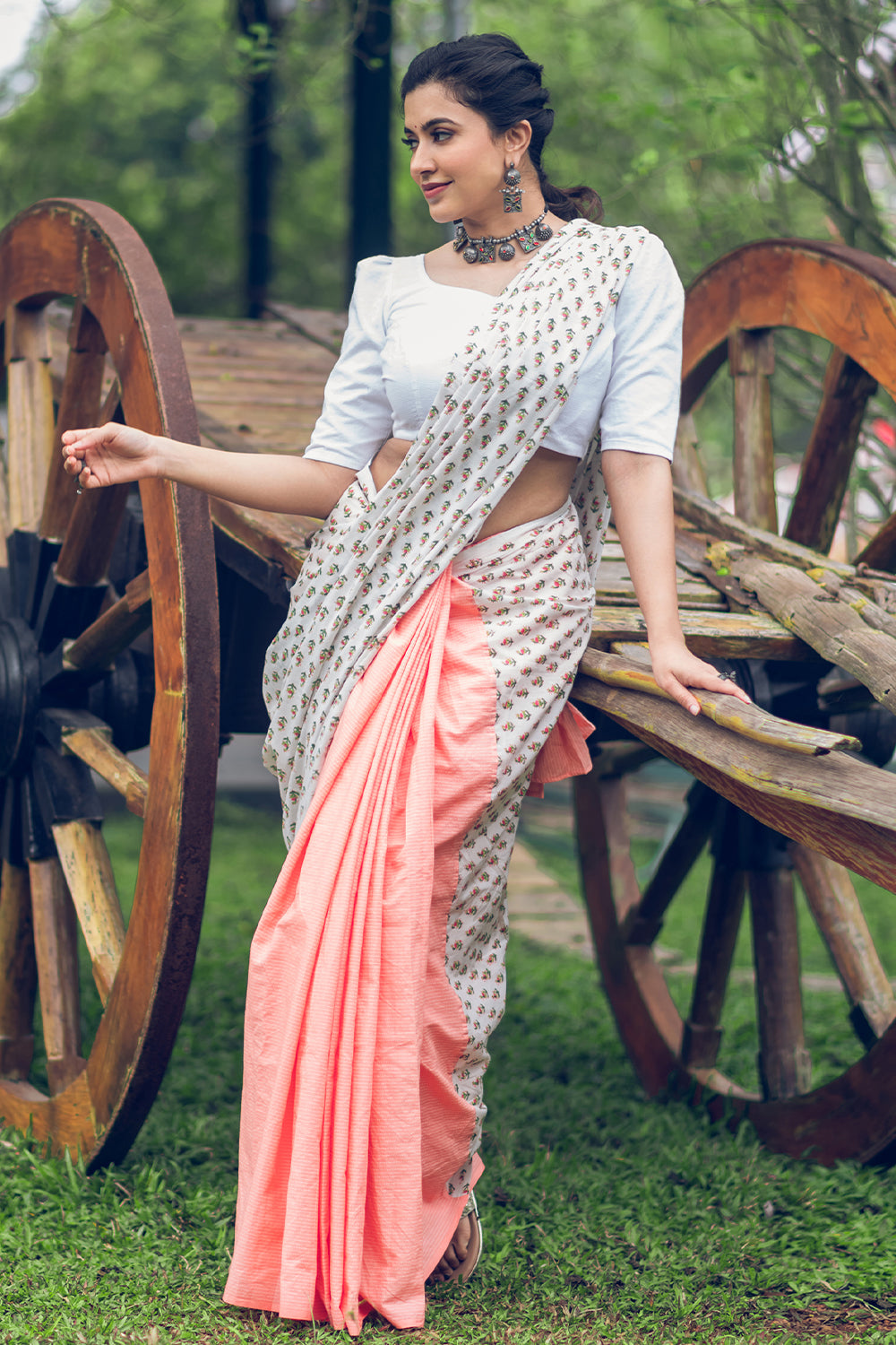 Peach & White Sanganeri Ruffled Pallu Saree