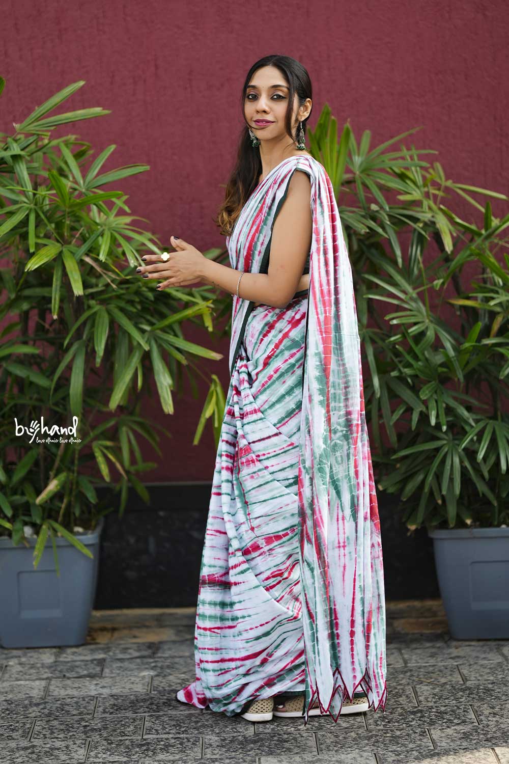 Red & Green Shibori Saree With Green Border