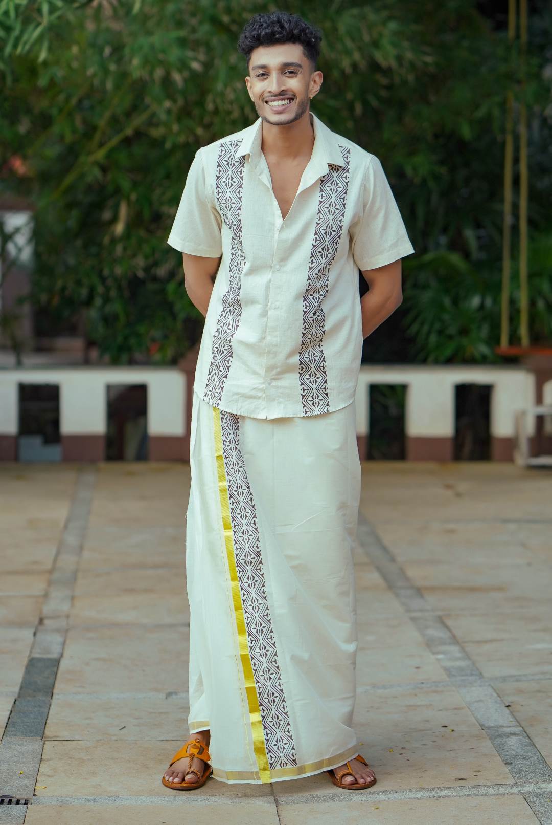 Offwhite 1 Inch Golden Border Dhoti with Printed Kara