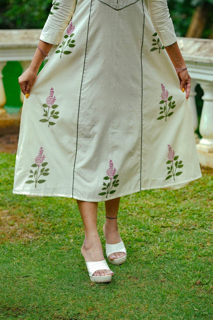 Offwhite Three Panel Kurti Tulsi Print