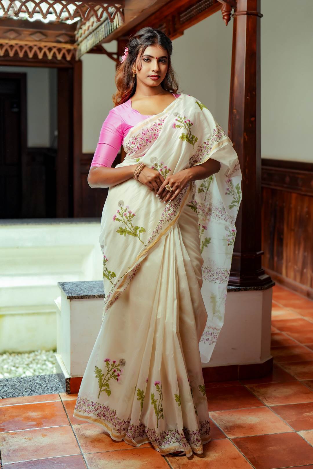 Offwhite Chandheri Striped Saree with Muyalcheviyan Handblock Print