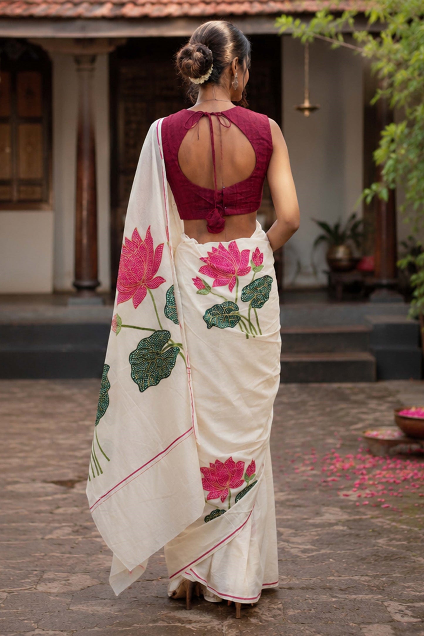 Pink Puliyilakkara Saree with Pink Border & Lotus Embroidery