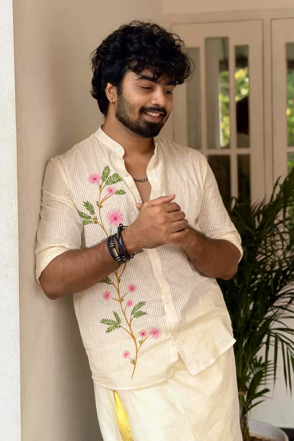 Offwhite Full Sleeve Shirt with Thottavadi Handpaint