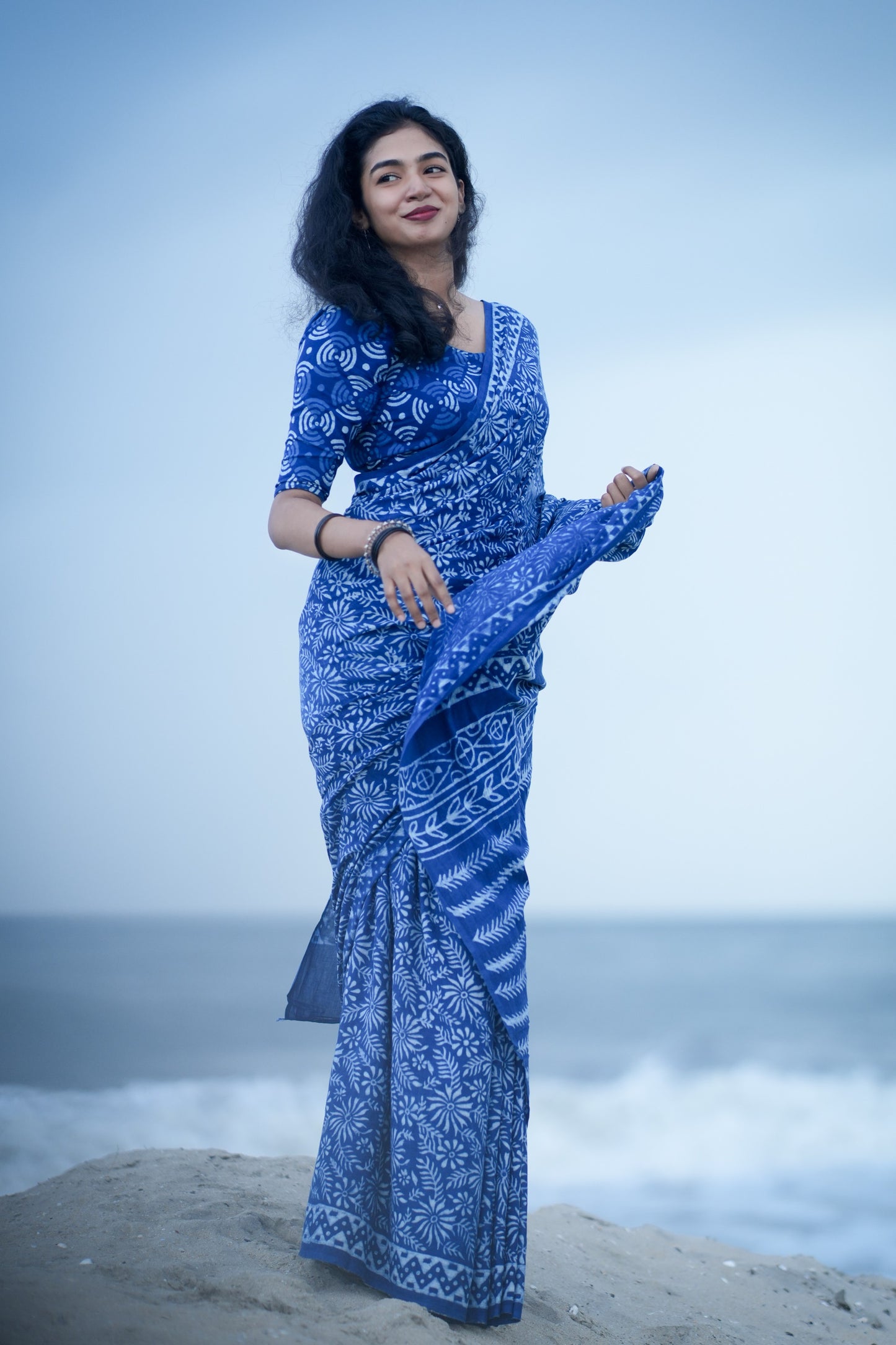 Indigo Big Rapid Floral Saree