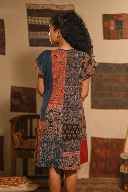 Asymmetric Short Dress Patch 2 Pocket